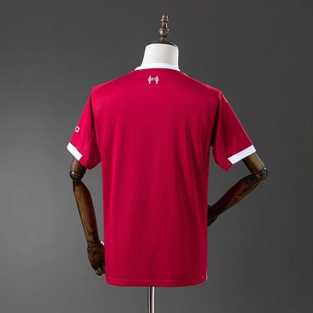Camisola Liverpool Principal 2025/26 - Vista 2