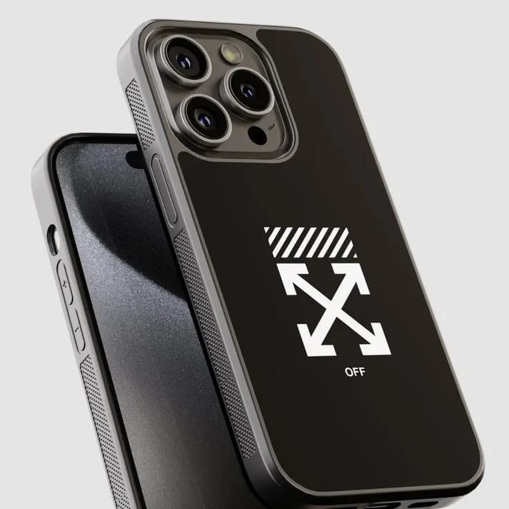 Capa Off White 25/26 - Vista 3