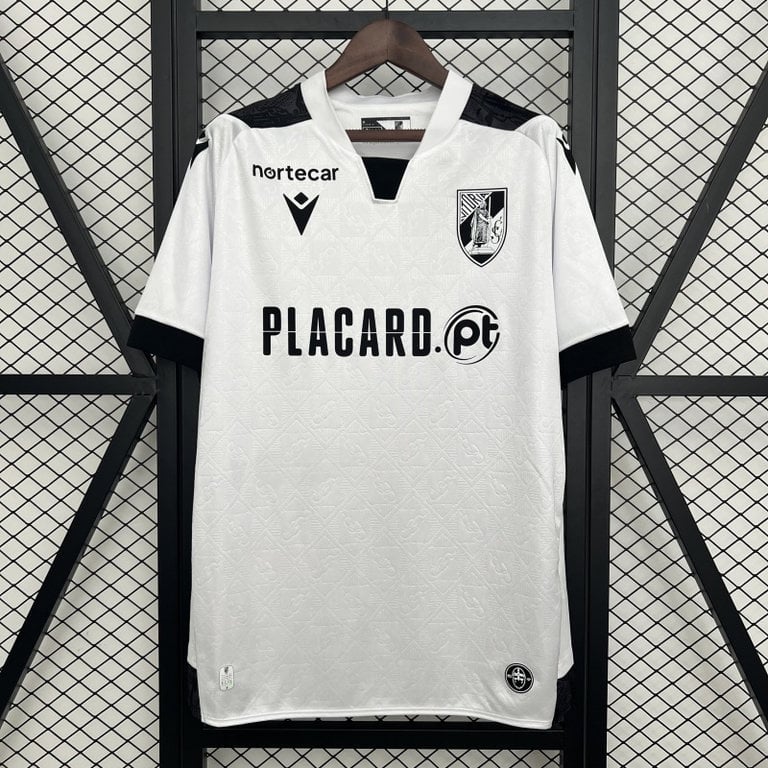 Vitória SC 2025/26 jersey - Vista 1