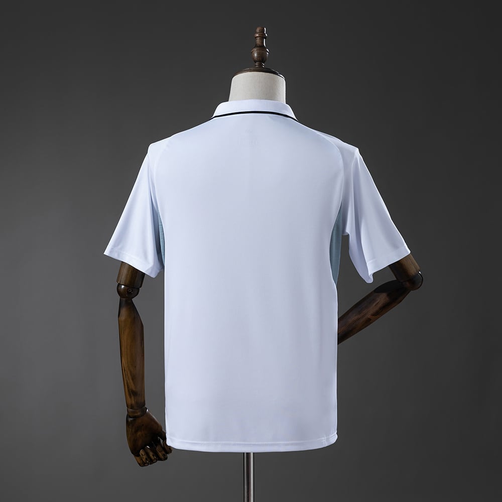 Polo branco Benfica  25/26 - Vista 2