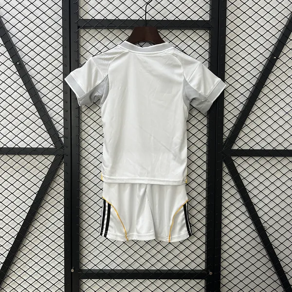 Real Madrid Kids Home Kit 2025/26 - Vista 2