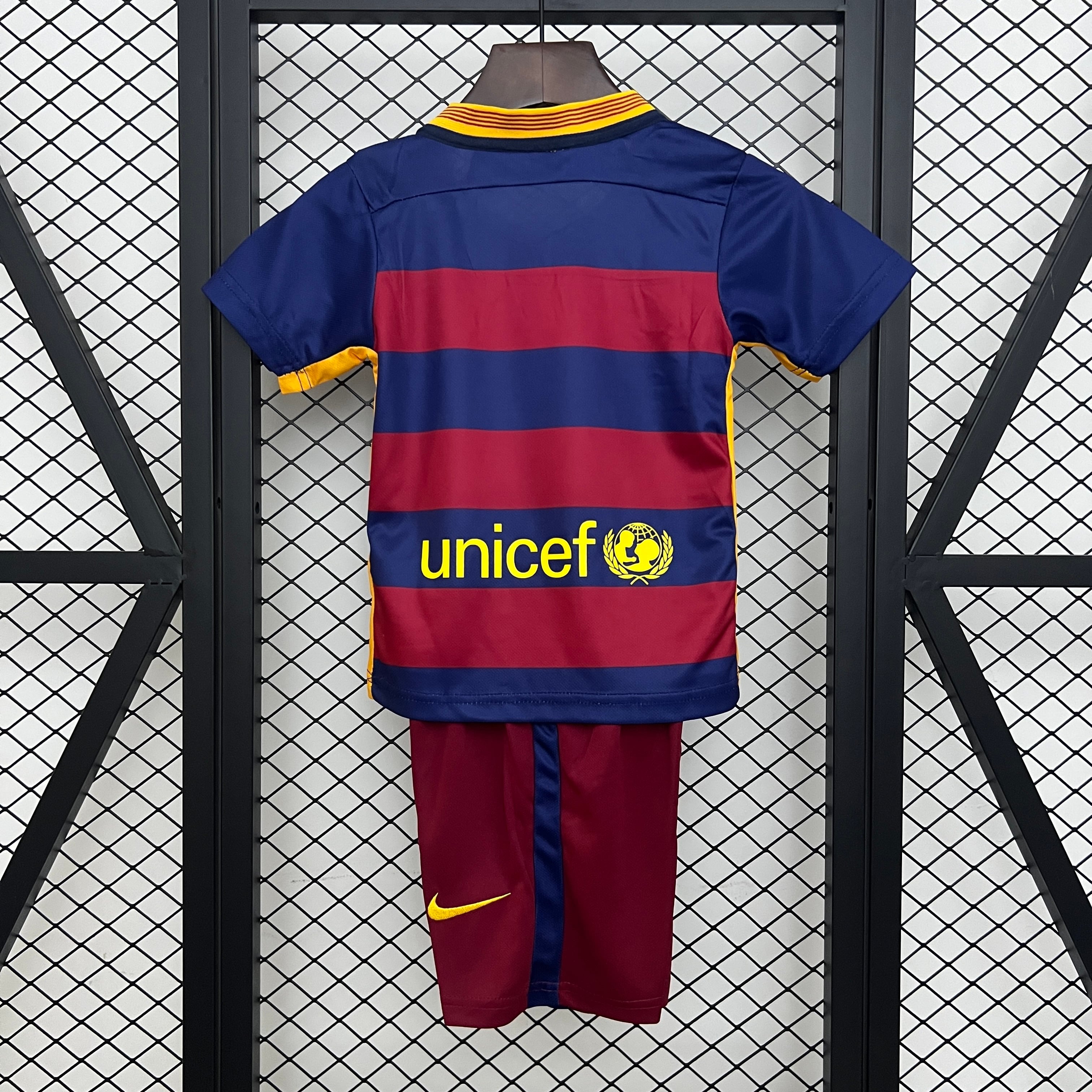 Kit Criança Barcelona colors 2015/16 - Vista 2
