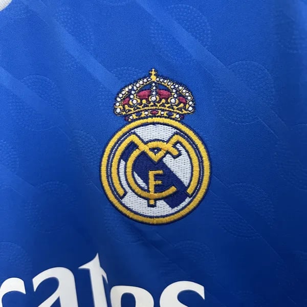 Real Madrid Third Away Jersey 2025/26 - Vista 4