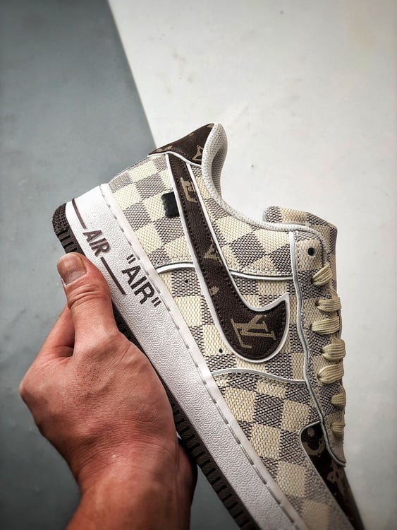 1V x Nike Air Force 1 Low Xadrez Preto e Cinza - Vista 2