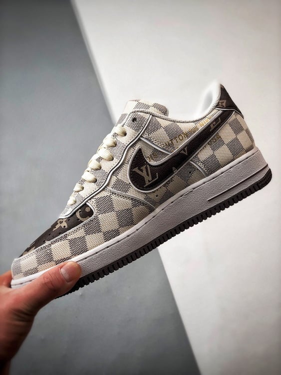 1V x Nike Air Force 1 Low Xadrez Preto e Cinza - Vista 5