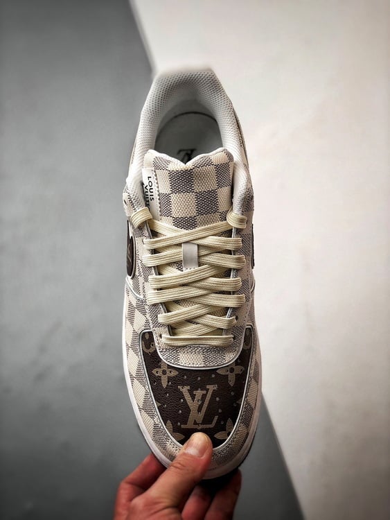 1V x Nike Air Force 1 Low Xadrez Preto e Cinza - Vista 9