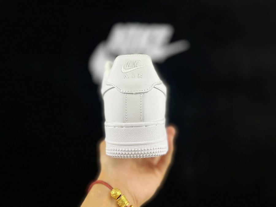 Nike Air Force 1 Low 'Triple White' - Vista 5