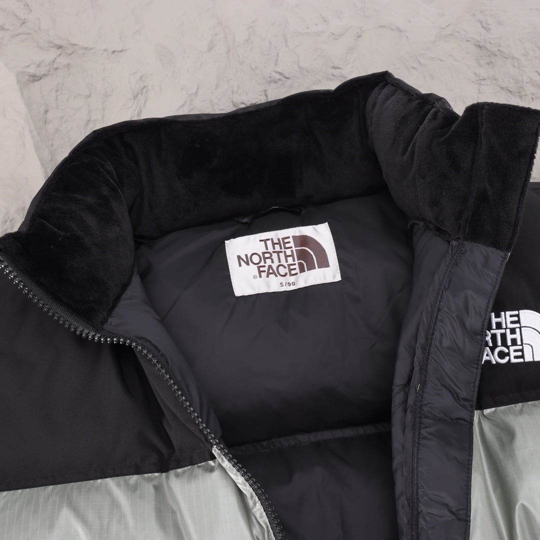 The North Face classic 700 Matcha - Vista 3