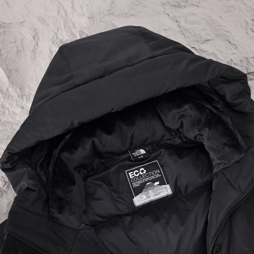 The North Face parka preta - Vista 3