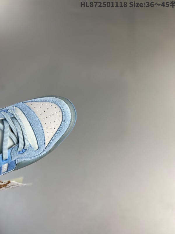 AD Originals Campus x BAD BUNNY - Vista 4