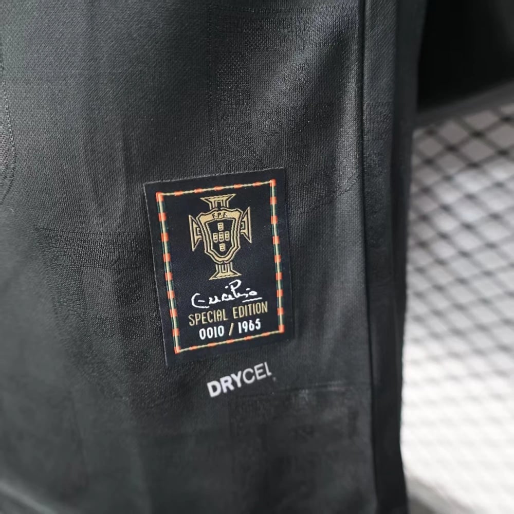 Portugal Special Edition Black Panther Player Version Jersey - Vista 6