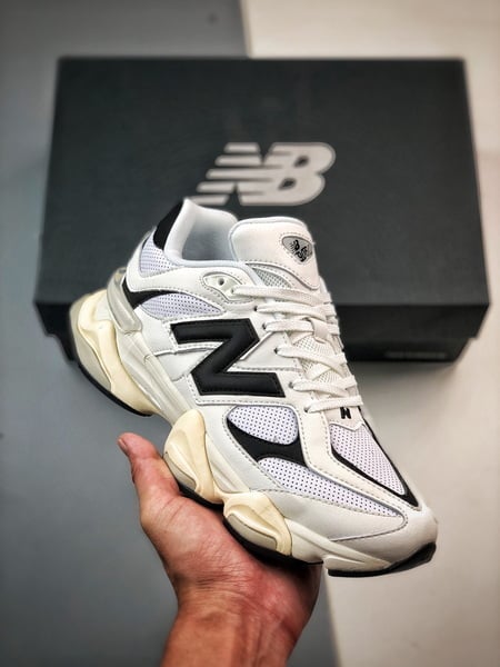 NB 9060 Branco e Preto - Vista 1