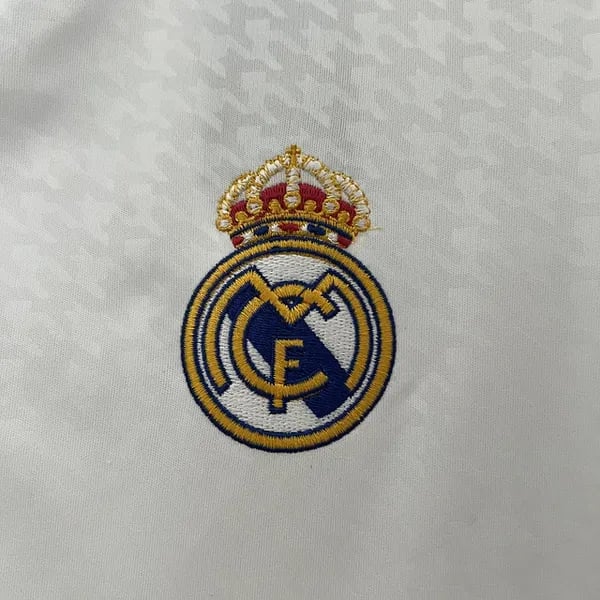Real Madrid 2024/25 Home Jersey - Vista 2