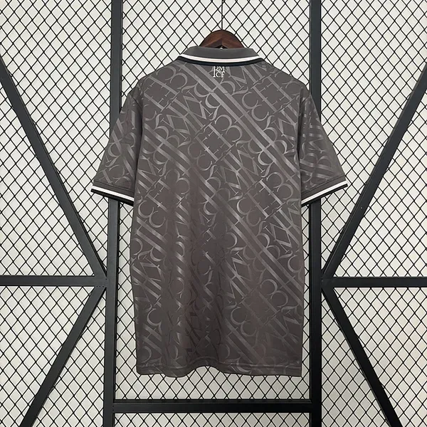 Real Madrid 2024/25 Third Jersey - Vista 3