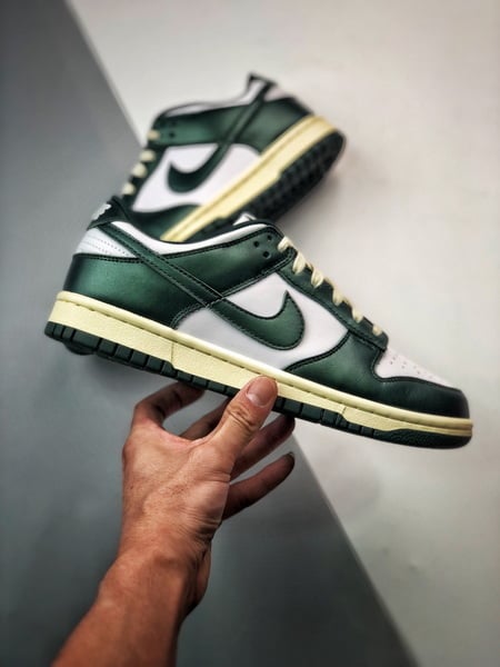 Nike Dunk Vintage Green - Vista 4