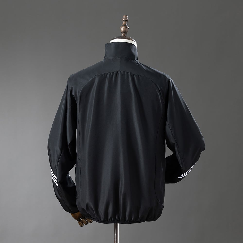 Corta‑Vento Real Madrid 25/26 - Vista 2