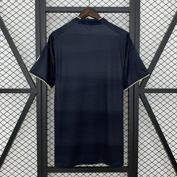 Real Madrid 2025/26 Away Jersey - Vista 2
