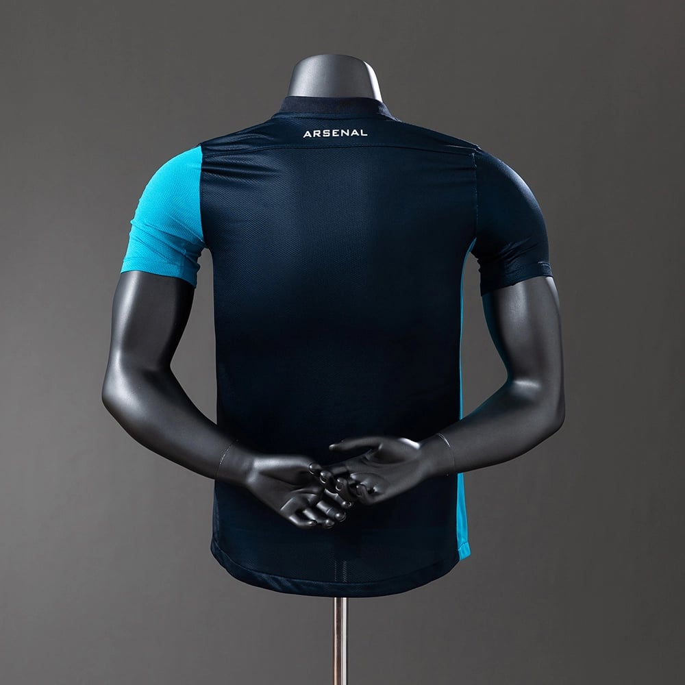 Camisola Arsenal 2011/12 Alternativa Retro Versão Jogador - Vista 2