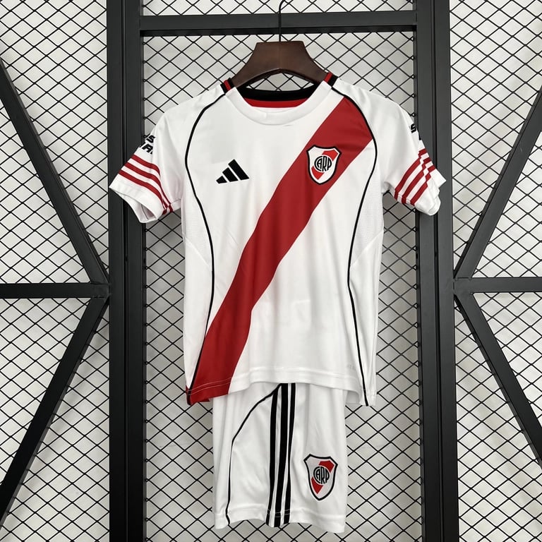 Kit Criança River Plate Principal 2025/26 - Vista 1