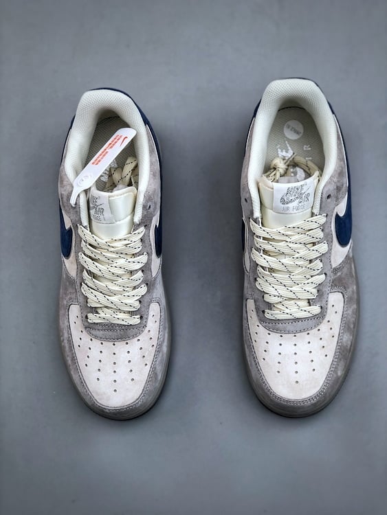 AKIRA x Nike Air Force 1 Low ’07 Cinzento Azul Camurça Estrela - Vista 5