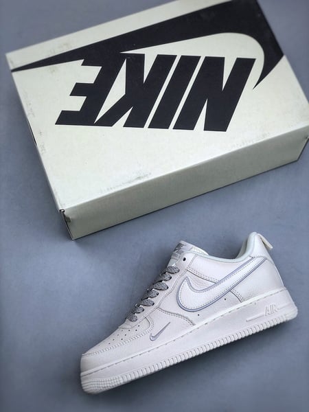 Air Force 1 '07 Low Cinza Prateado Estrelado - Vista 8