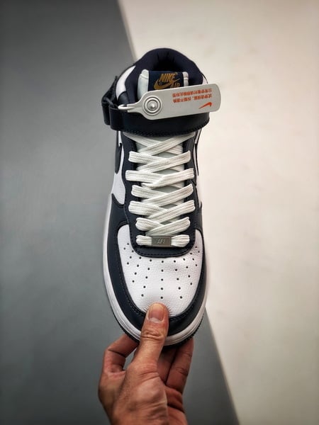 Air Force 107 Mid Azul Escuro e Branco Meio Alto - Vista 9