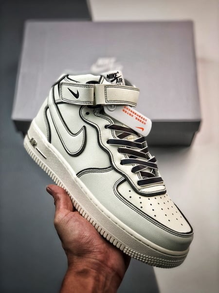 Air Force 107 Mid Bege e Preto - Vista 4