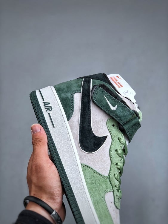 Air Force 107 Mid Preto e Verde Militar - Vista 5