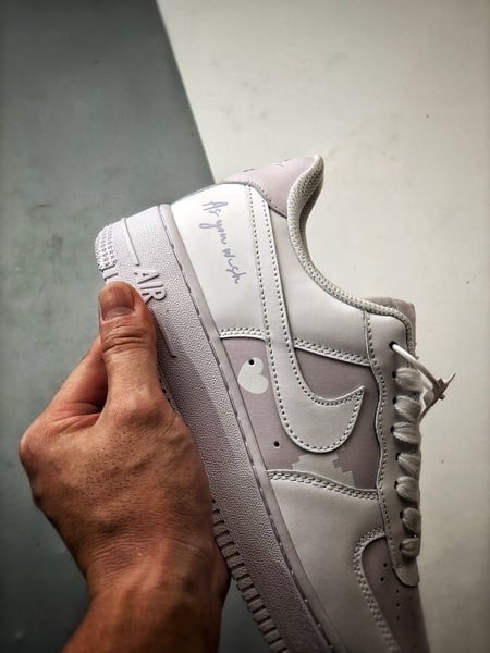 Air Force 1 '07 Love Branco e Roxo - Vista 2