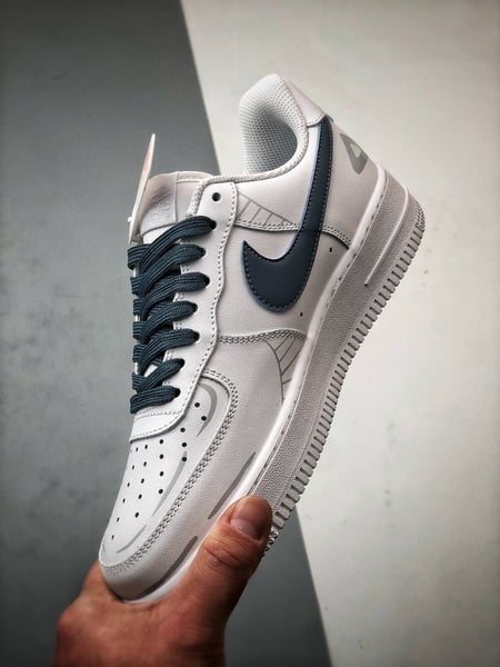 Air Force 1 '07 Low Função Graffiti Branco e Azul - Vista 5