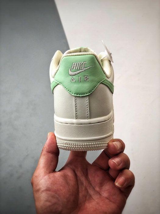 Air Force 1 '07 Low Off-White Verde Gramado - Vista 3