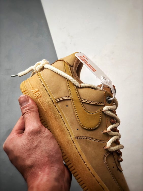 Air Force 1 '07 Low Trigo Desconstruído com Tiras - Vista 2