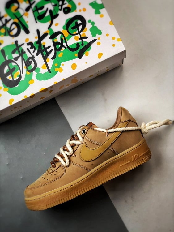 Air Force 1 '07 Low Trigo Desconstruído com Tiras - Vista 8