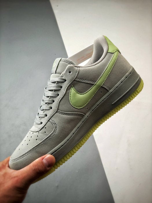Air Force 1 '07 Low Canvas Cinza e Verde - Vista 5