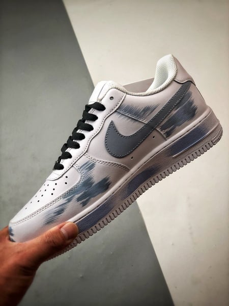 Air Force 1 '07 Low Três Swoosh Quebrados Branco, Preto e Azul - Vista 5