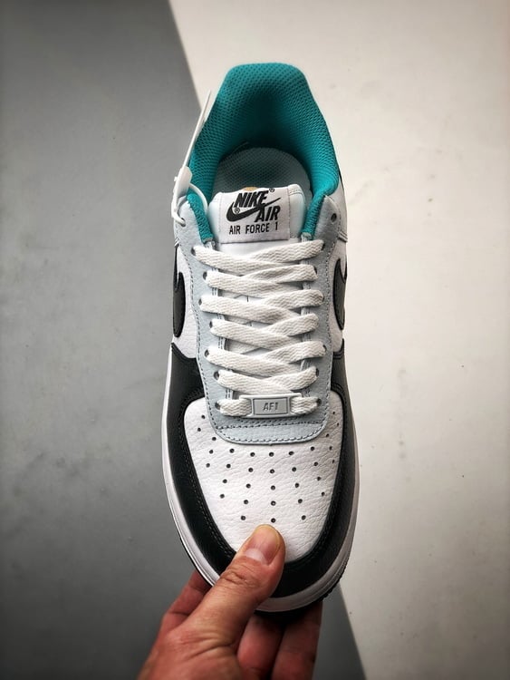 Air Force 1 '07 Low Branco Lua e Preto - Vista 9