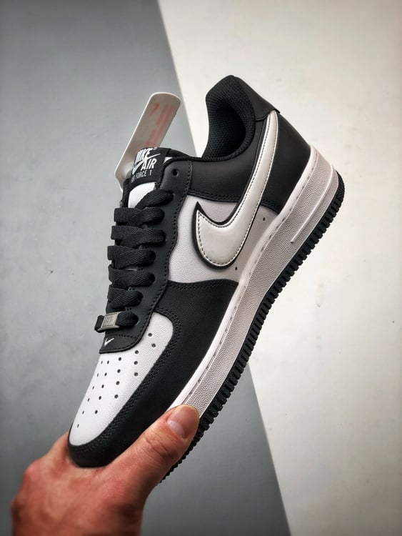 Air Force 1 '07 Low Kusansui Preto e Branco - Vista 5