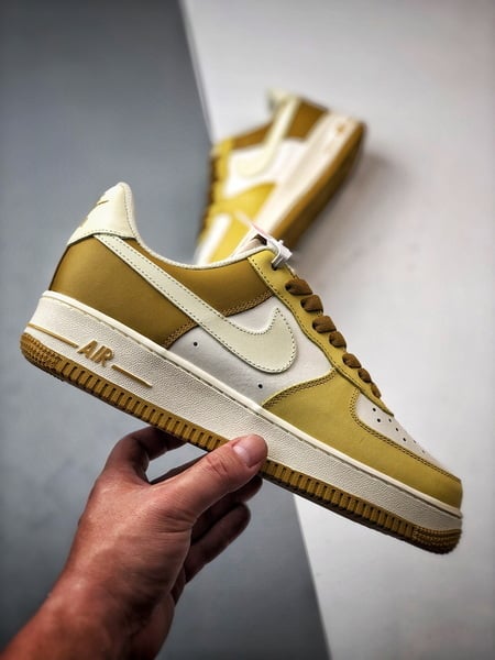 Air Force 1 '07 Low Amarelo Limão - Vista 7