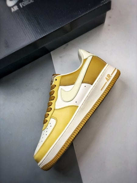 Air Force 1 '07 Low Amarelo Limão - Vista 8
