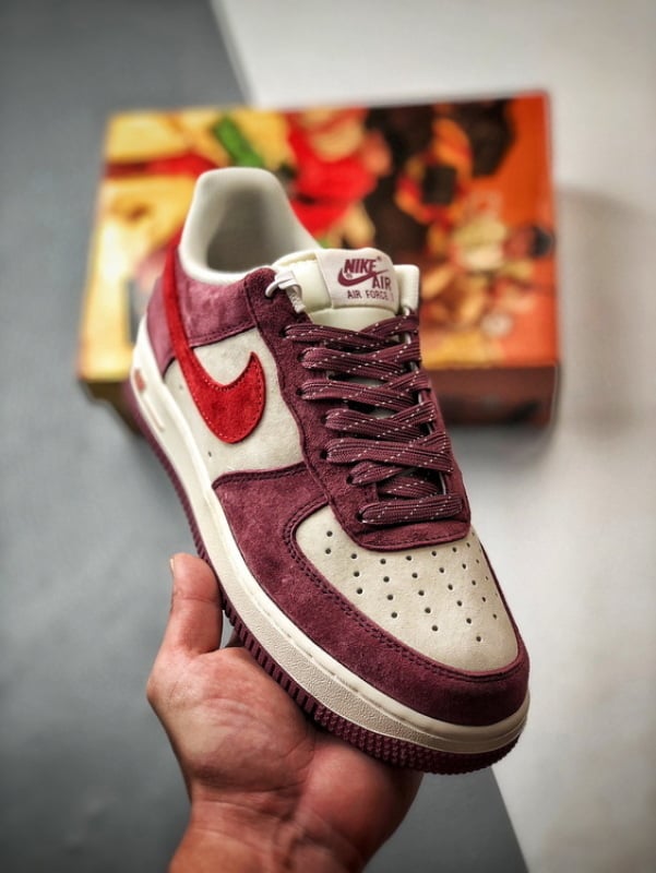 Nike Air Force 1 '07 Low Camurça Framboesa - Vista 1