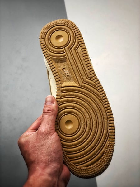 Air Force 1 '07 Low Marrom, Verde e Palhaço - Vista 4