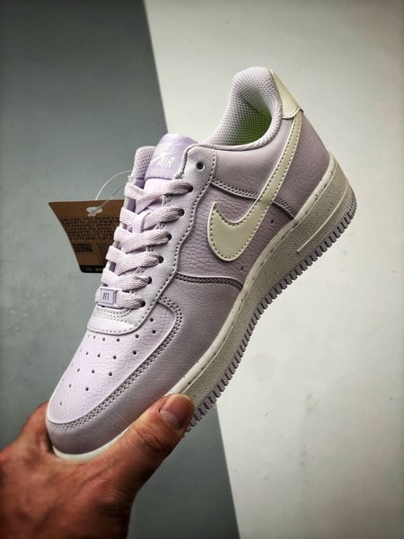 Air Force 1 '07 Low Lilás Claro - Vista 5
