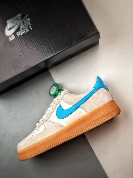 Air Force 1 '07 Low Cinza e Azul Sola Natural - Vista 8