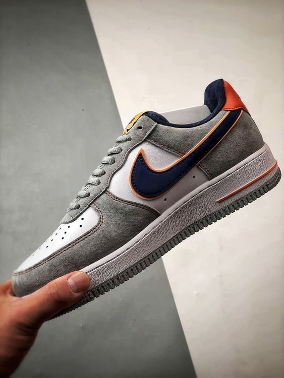 Air Force 1 '07 Low Camurça Cinza - Vista 5