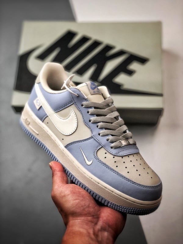 Air Force 1 '07 Low Cinzento e Azul - Vista 1