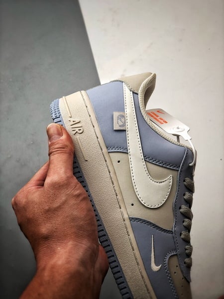 Air Force 1 '07 Low Cinzento e Azul - Vista 2