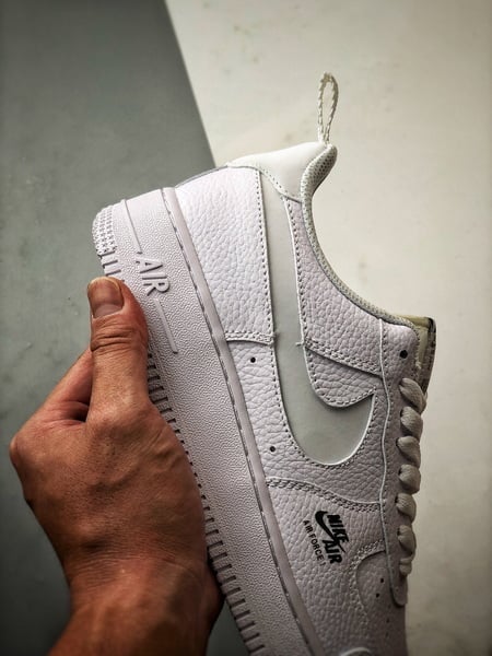 Air Force 1 '07 Low Branco Refletivo Angel - Vista 2