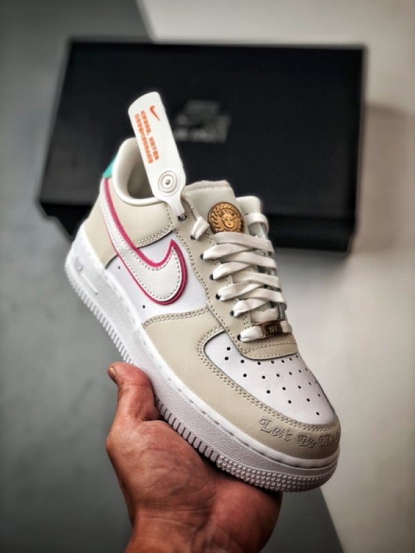 Air Force 1 '07 Low Branco, Cinza, Rosa e Verde - Vista 1