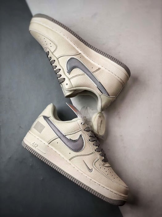 Air Force 1 Low Cinza Menta com Estrelas - Vista 6