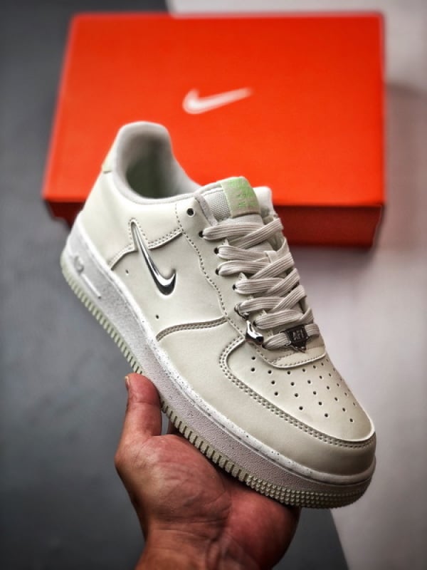 Air Force 1 '07 Low Off-White Metal Pequeno Gancho - Vista 1